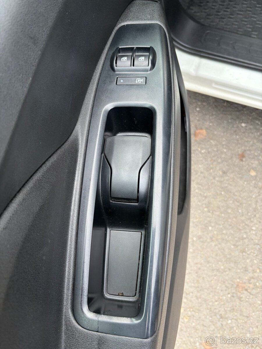 FIAT DOBLO MAXI CARGO 1,6TDI nosnost 1000 kg ADR - 15