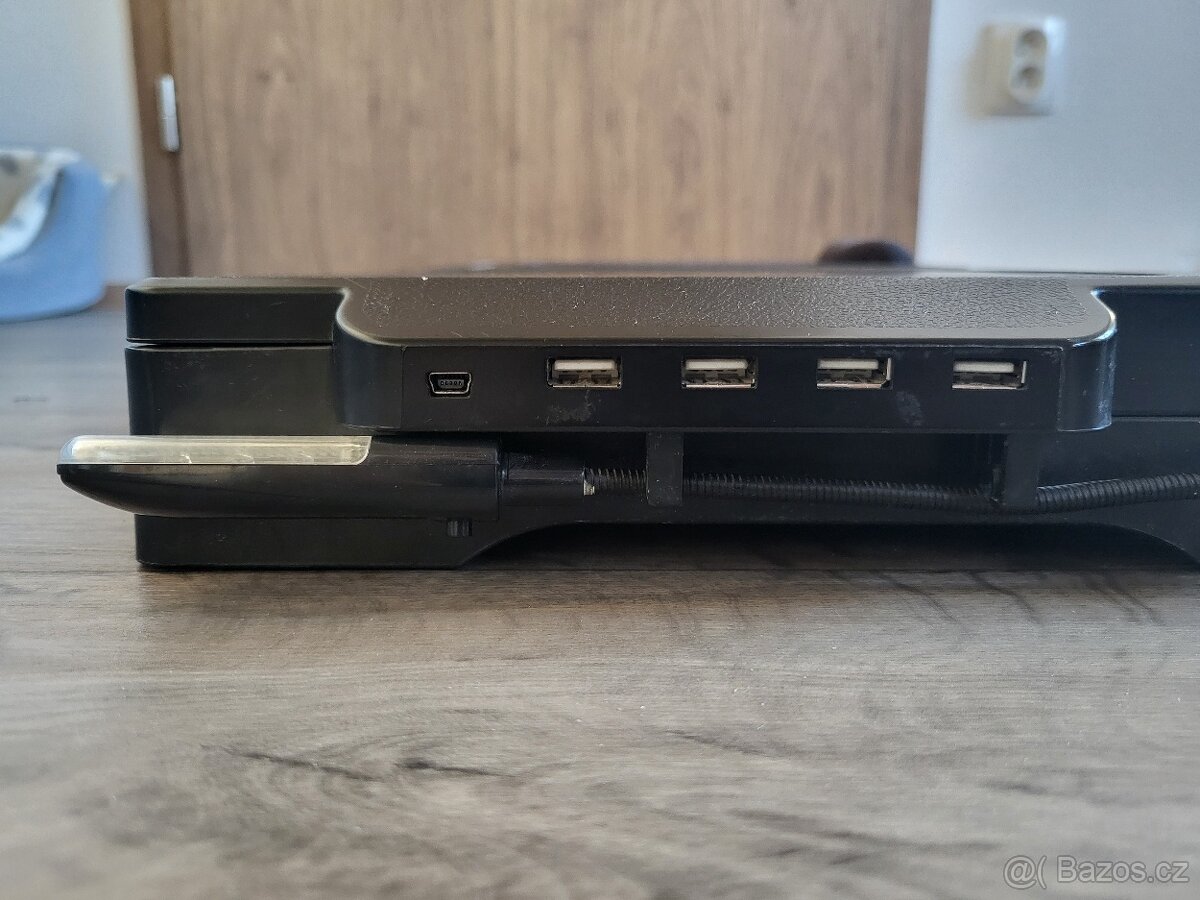 Podstavec pod notebook Modecom - 15