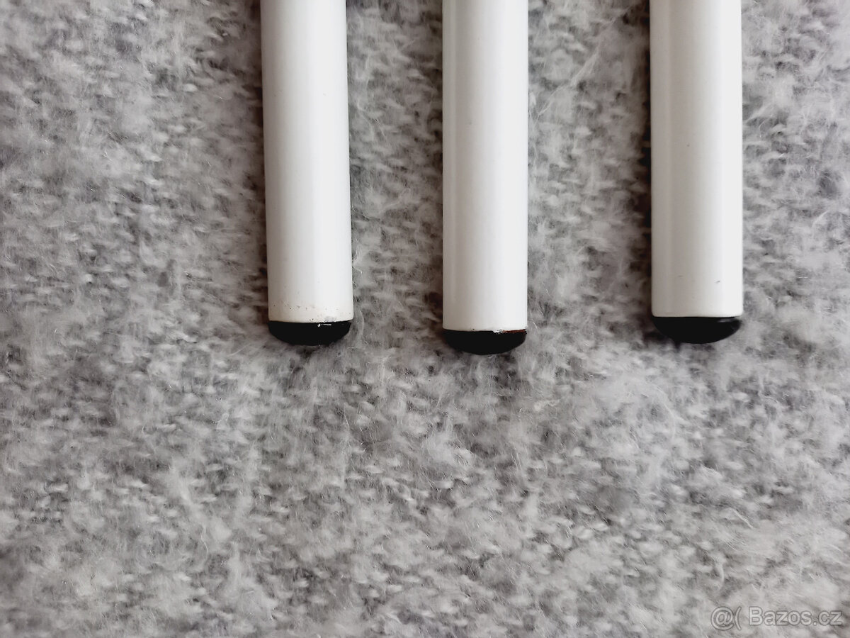 Bílý kovový stolek Frost - WHITE LABEL - 15