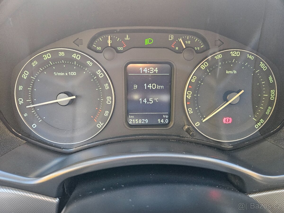 Škoda Octavia 2.0 fsi kombi Elegance - 15