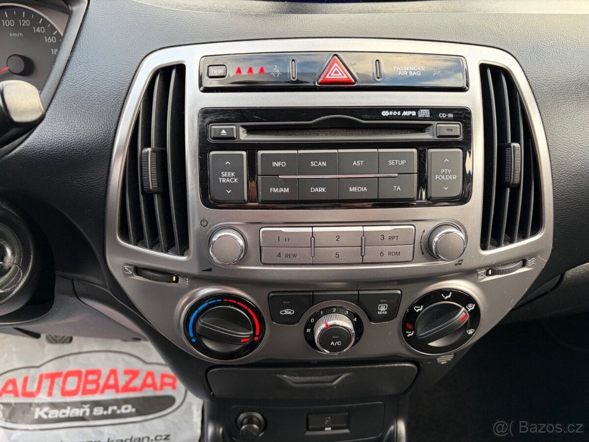 Hyundai i20, 1,2 63kW, SERVISKA - 15