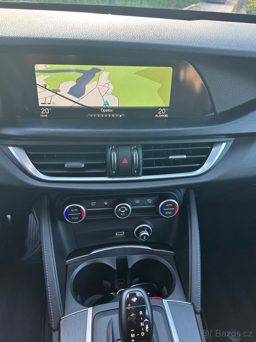 Alfa Romeo Stelvio Q4 2.2d 154Kw r.v.2018 220Tkm odpočet DPH - 15