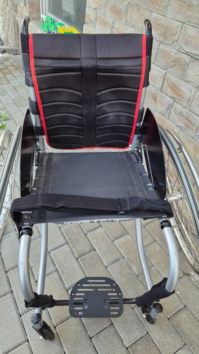 Invalidni vozík 42cm Quickie Match Point Sport - 15