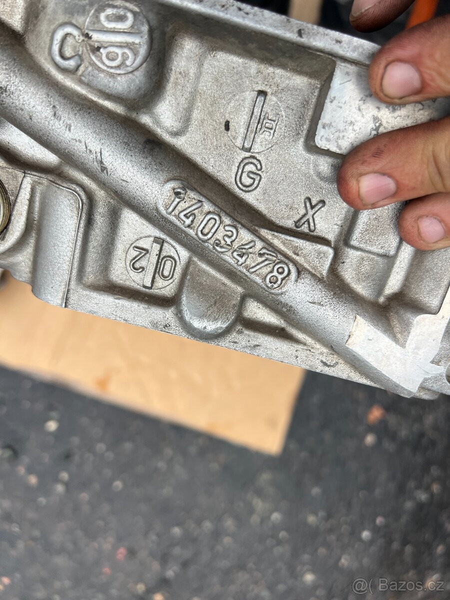 BMW E36 M3 3,2 HLAVA MOTORU 1403478 - 15