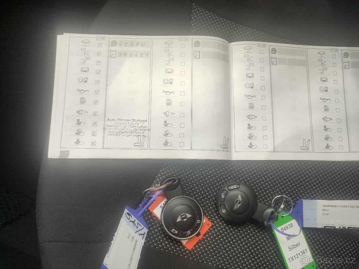 Mini Cooper 1.4 70 kW, 2009, najeto 84t km - 15