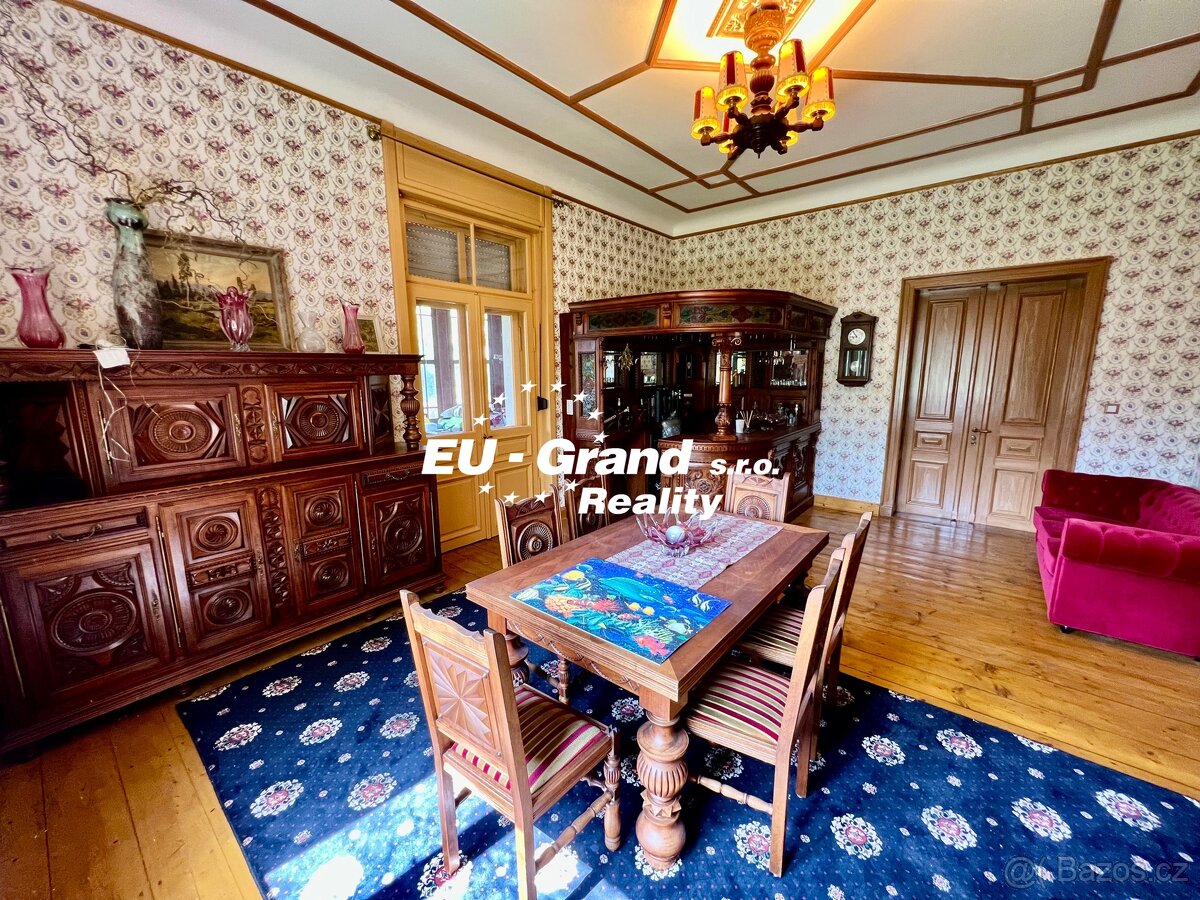 Prodej zrekonstruované vily z konce 19 století v Neugersdorf - 15