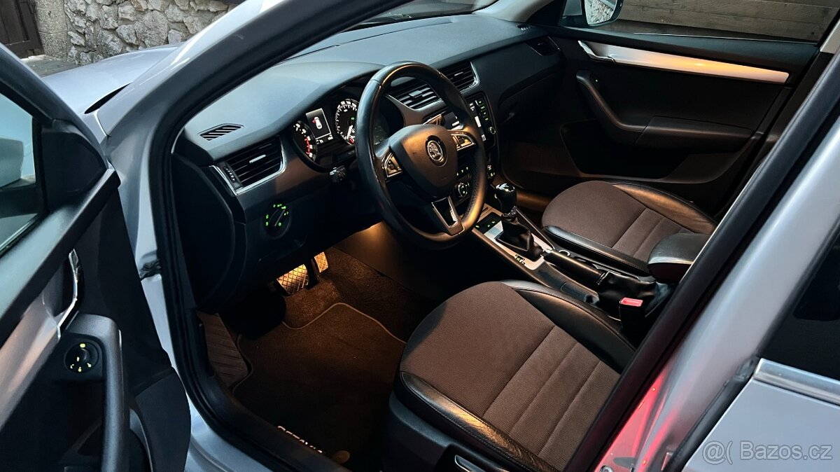 Škoda Octavia 3, 2.0 tdi, 110kw, Dsg, Panorama, Elegance - 15