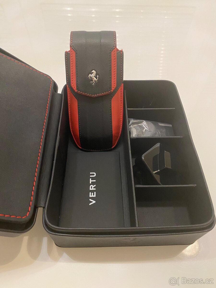 Mobilní telefon Vertu - 15