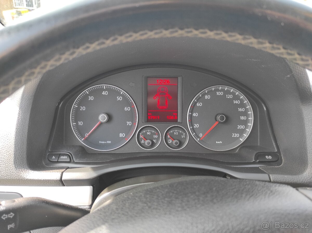 Volkswagen Golf V, UNITED, VELICE PĚKNÝ - 15