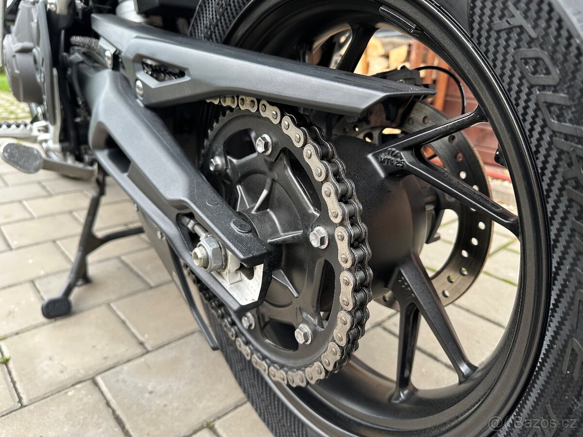 Triumph Tiger 900 GT - 15