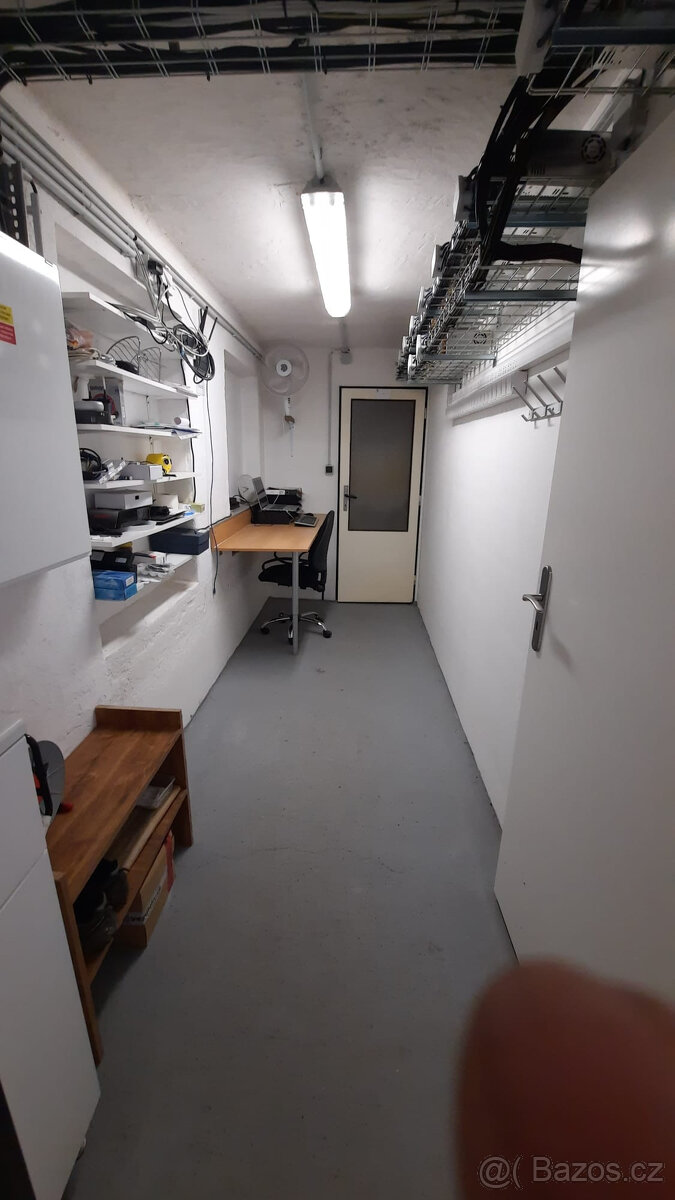 AQAPONICKA FARMA Pronajem - 15