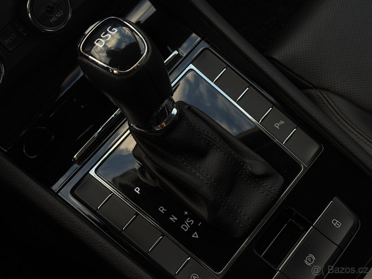 Škoda Superb 2.0TDi 110kW DSG, tažné, kůže, 1. majitel - 15
