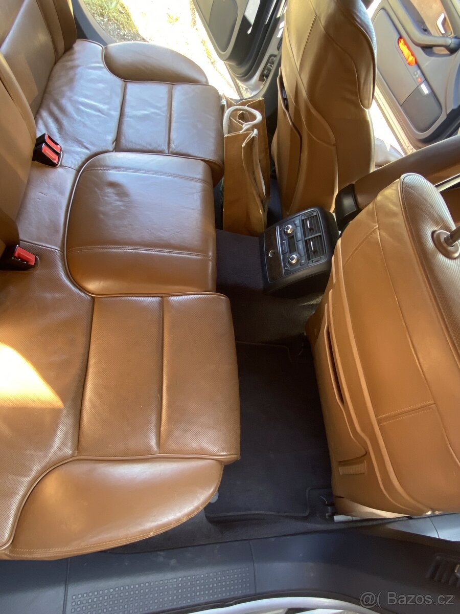 Audi A8 D3 (4E) 4.2 V8 TDI – 1. majiteľ, MAX výbava, celohli - 15