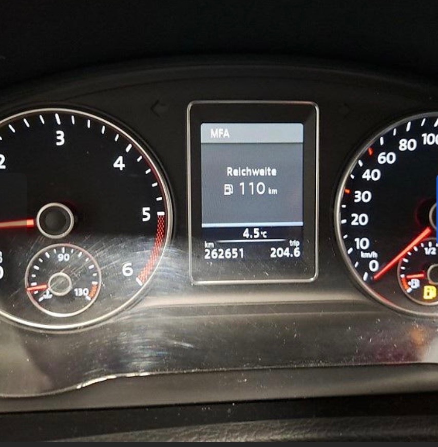 Volkswagen multivan dsg 7 míst - 15