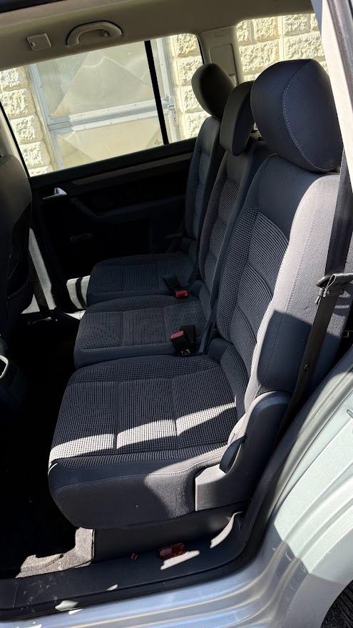 VW Touran 1,9 TDI 2010 - 15