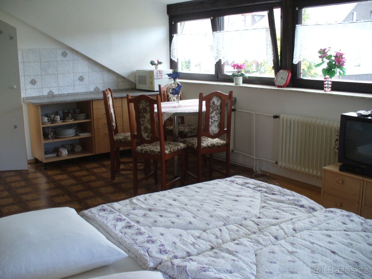 Prodam velky tri podlazni rodiiny dum - 15