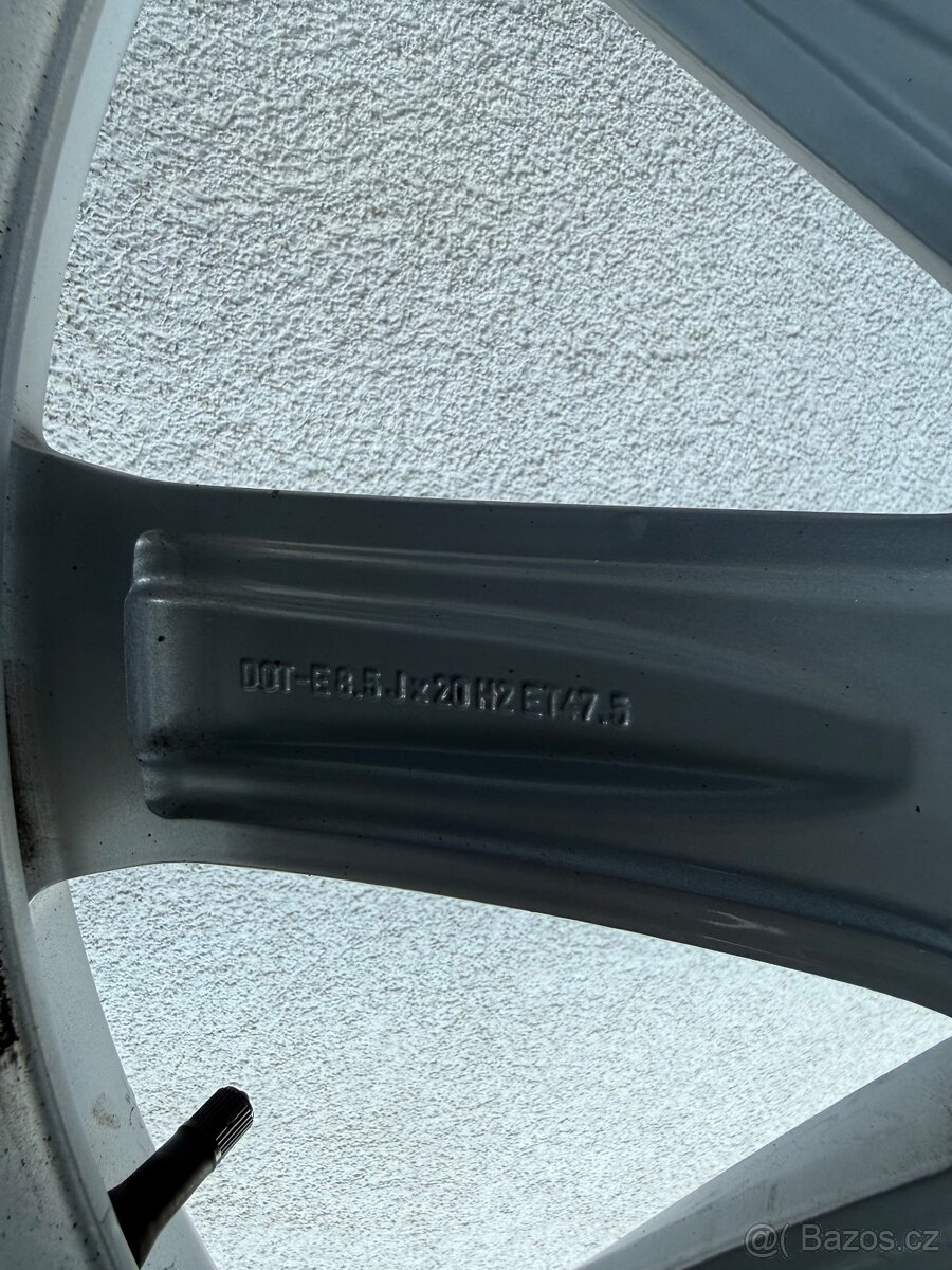 Originální alu kola Volvo R20 + Pilot Alpin 5 - 15