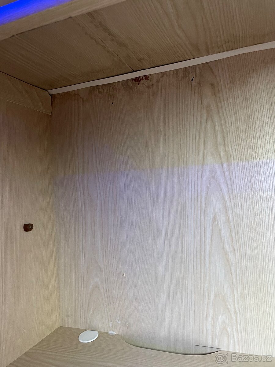 Prodám karavan DETHLEFFS - 15