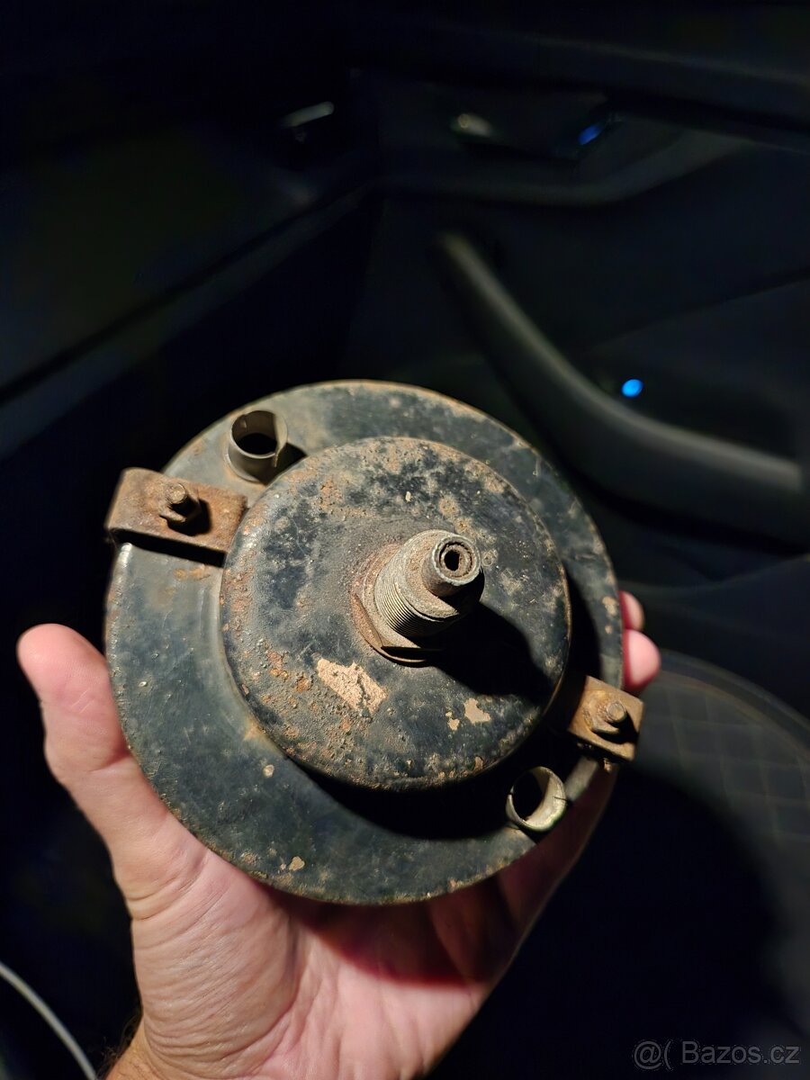 Tatra 600 tachometr - 15