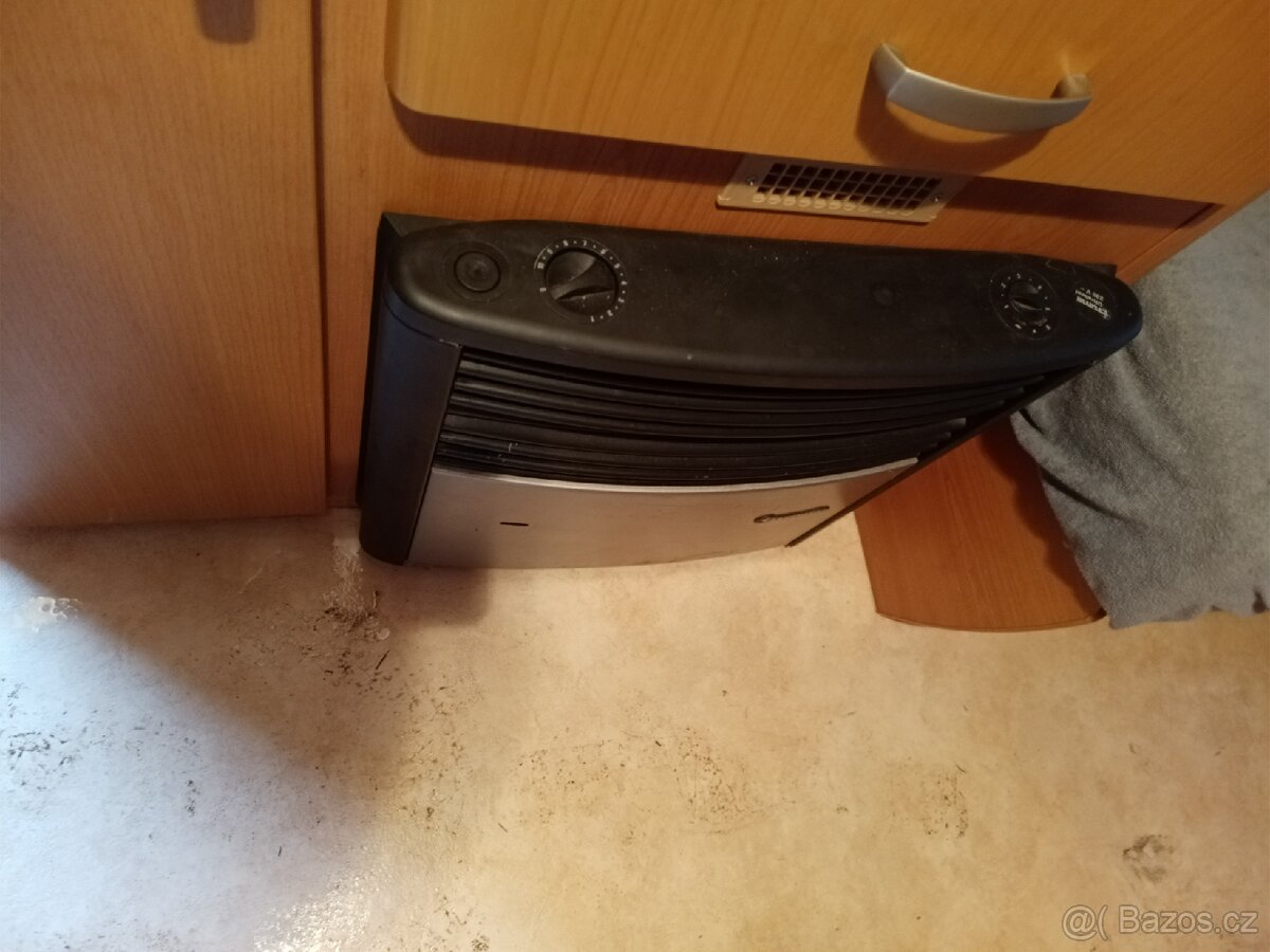 Karavan bailey ranger, plně soběstačný - 15