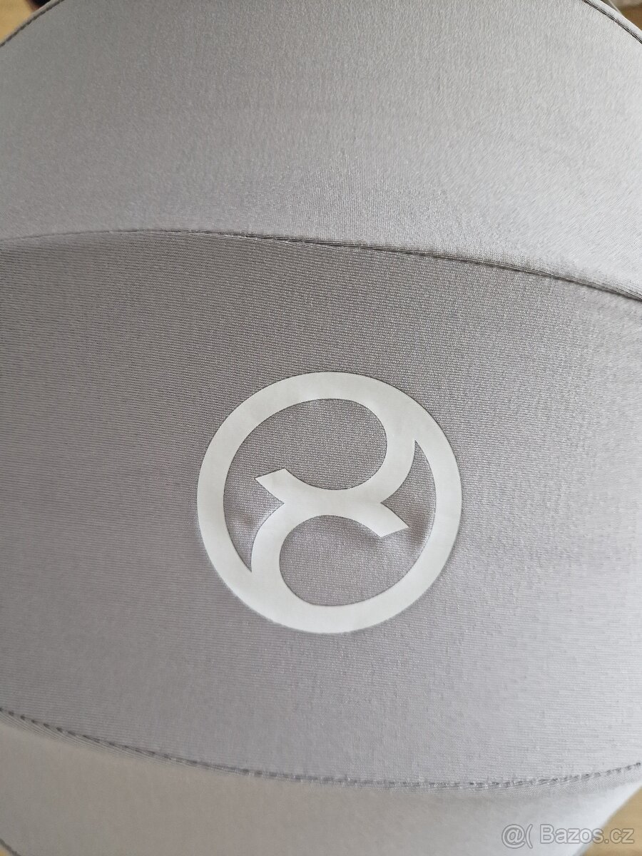 Autosedačka Cybex Cloud vajíčko - 15