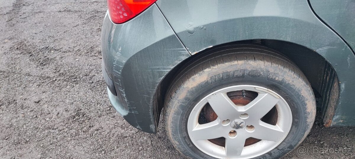 Peugeot 207 1.4 16V - 15