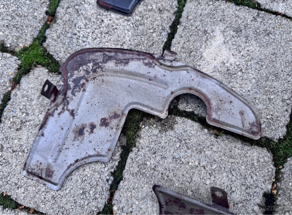 Jawa CZ 250 350 kyvacka pulhuben - poličky - 15