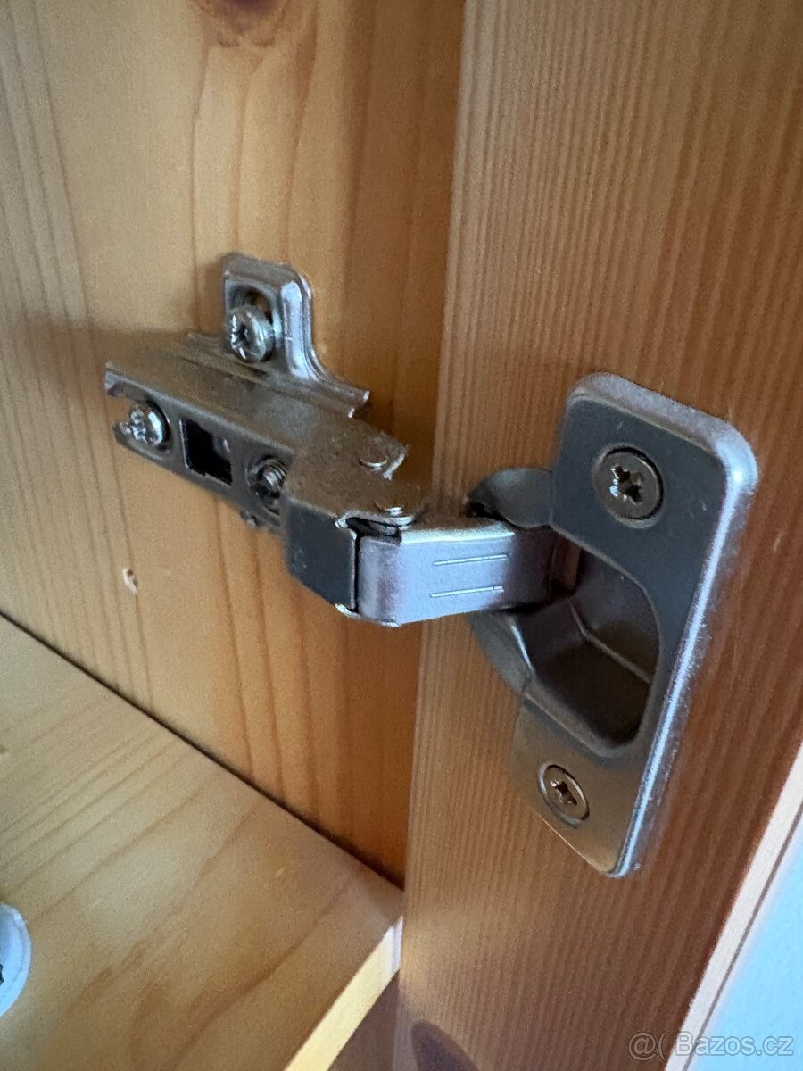 Dvě skříňky - 15