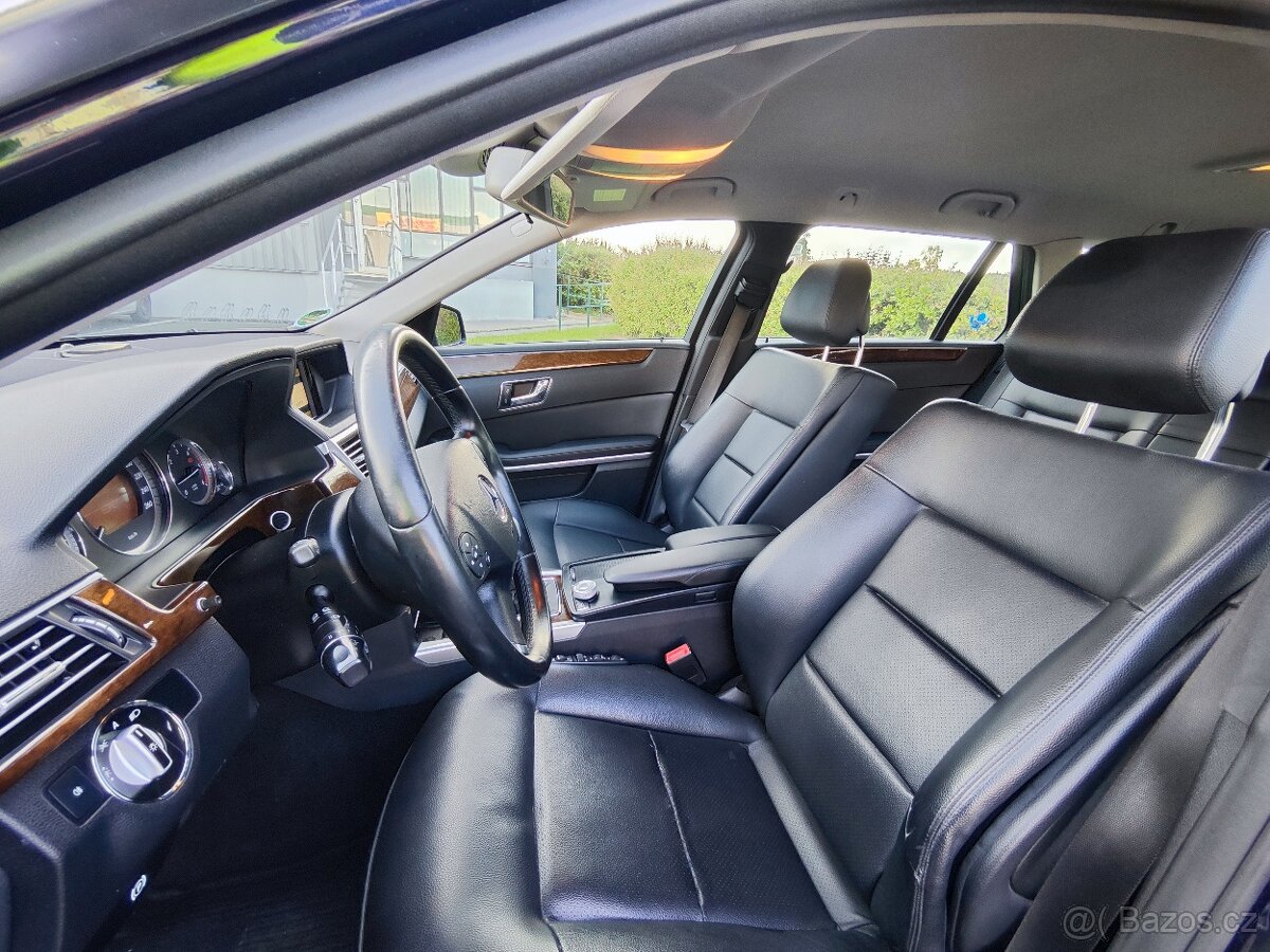 Mercedes-Benz W212 E200 - 15