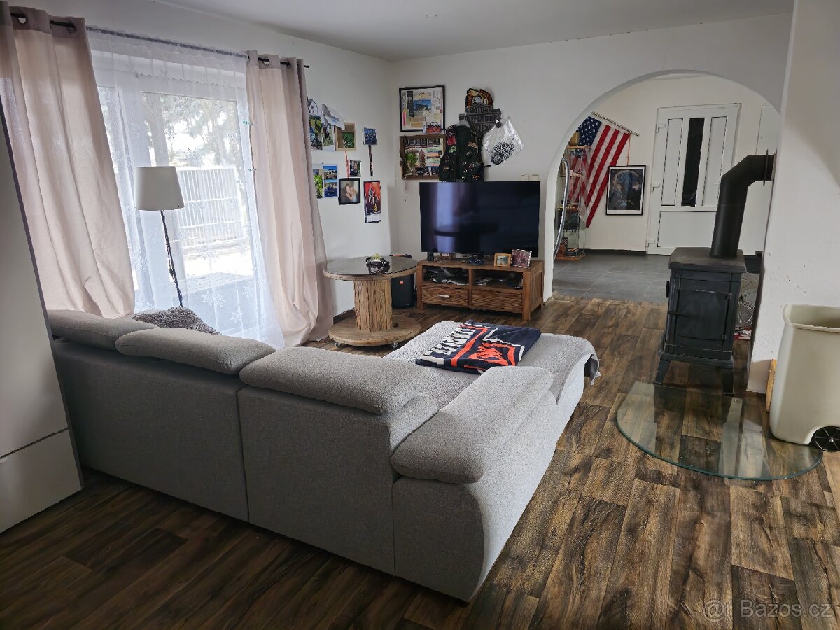 Prodám Rodinný dům 4+1+ Garáž + stavební pozemek - 15