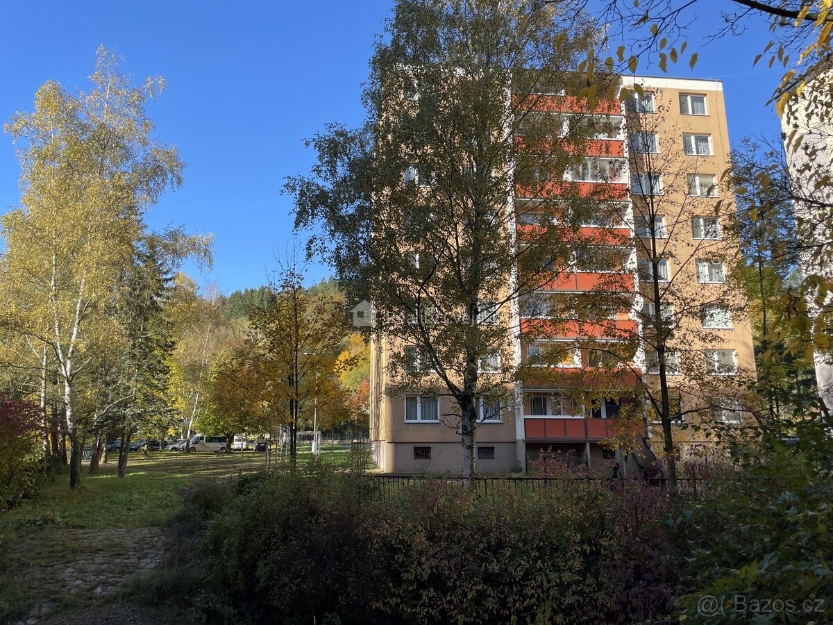 Prodej bytu 3+1 s lodžií ve Vsetíně - Rokytnici - 15