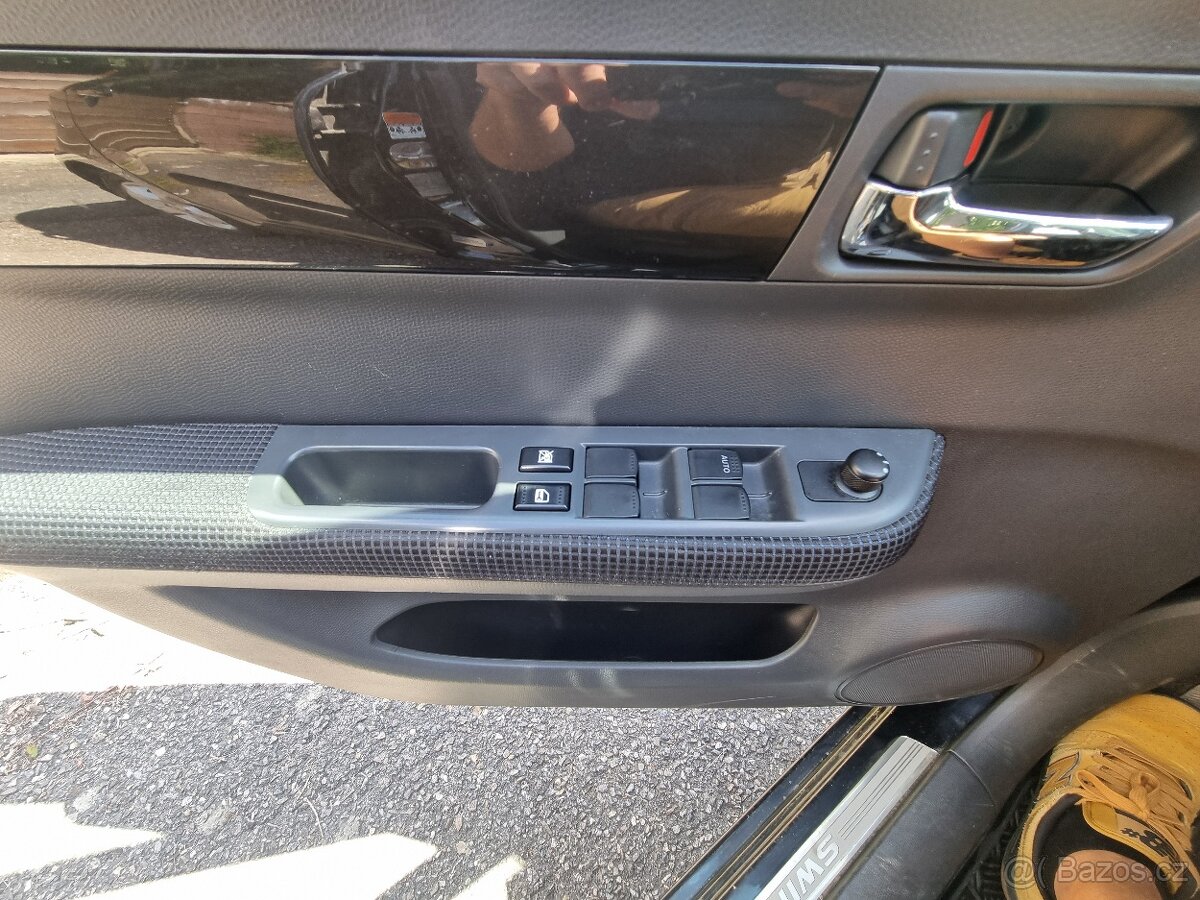 Swift 1.3 GL 5dveří 4x4 - 15