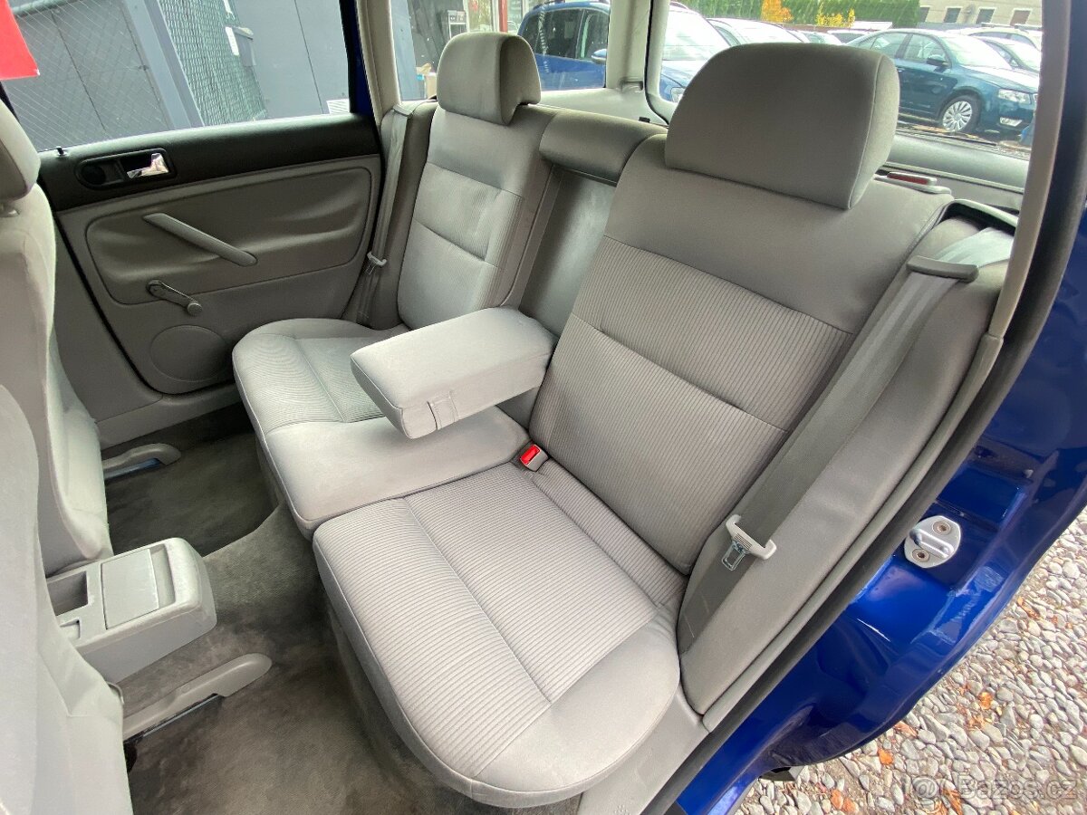 VW Passat 1,6 MPi Výhřev, Nosič, Aut. Klima - 15