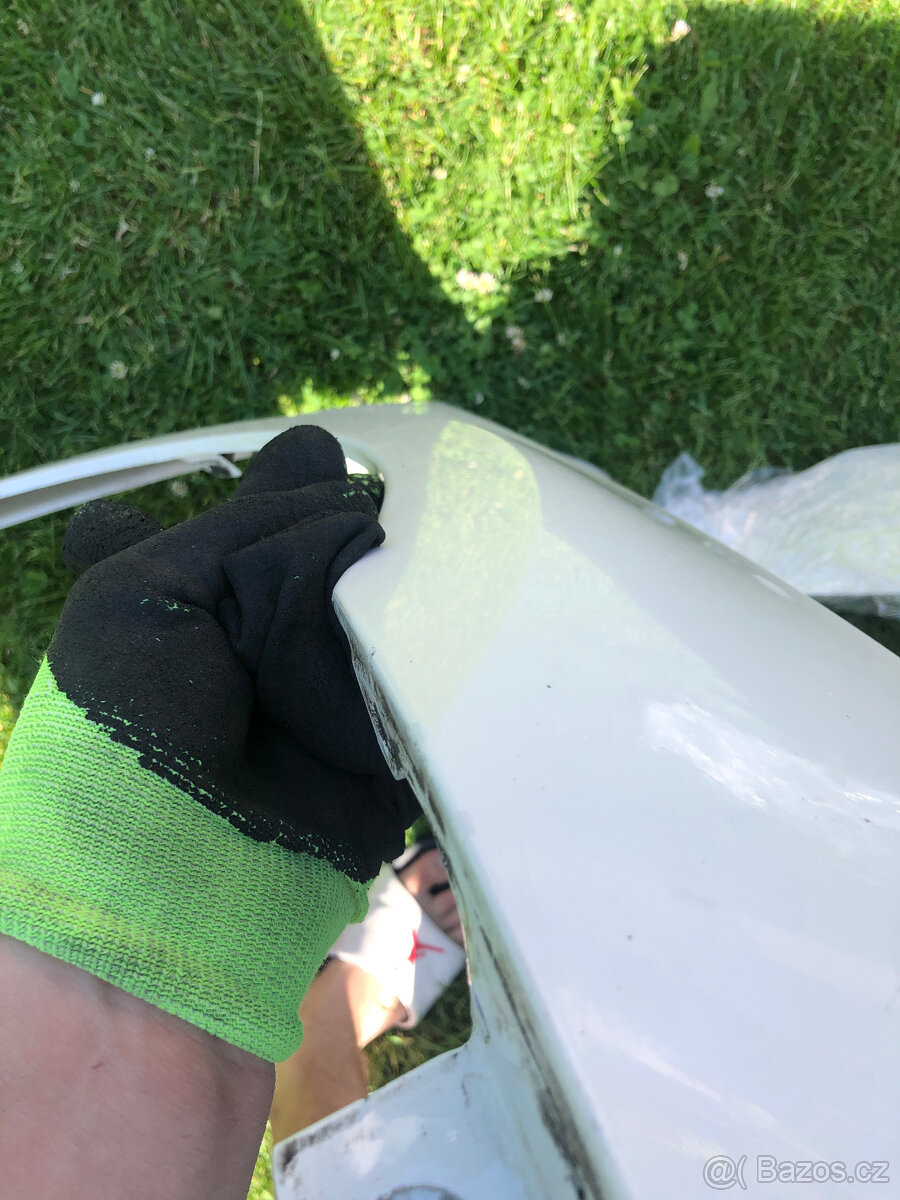 predni blatnik skoda octavia iii 3 12-17 pravy bily - 15