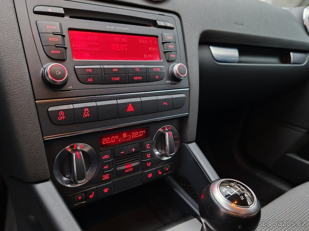 Audi A3 Sportback 1.4 Tfsi 92kW benzín 132000km - 15