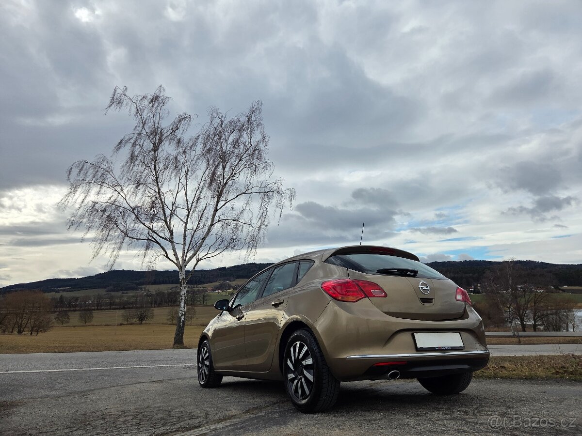 Opel Astra HATCHBACK - 2.ONAFTA - KUP ČR - 174tis - 15