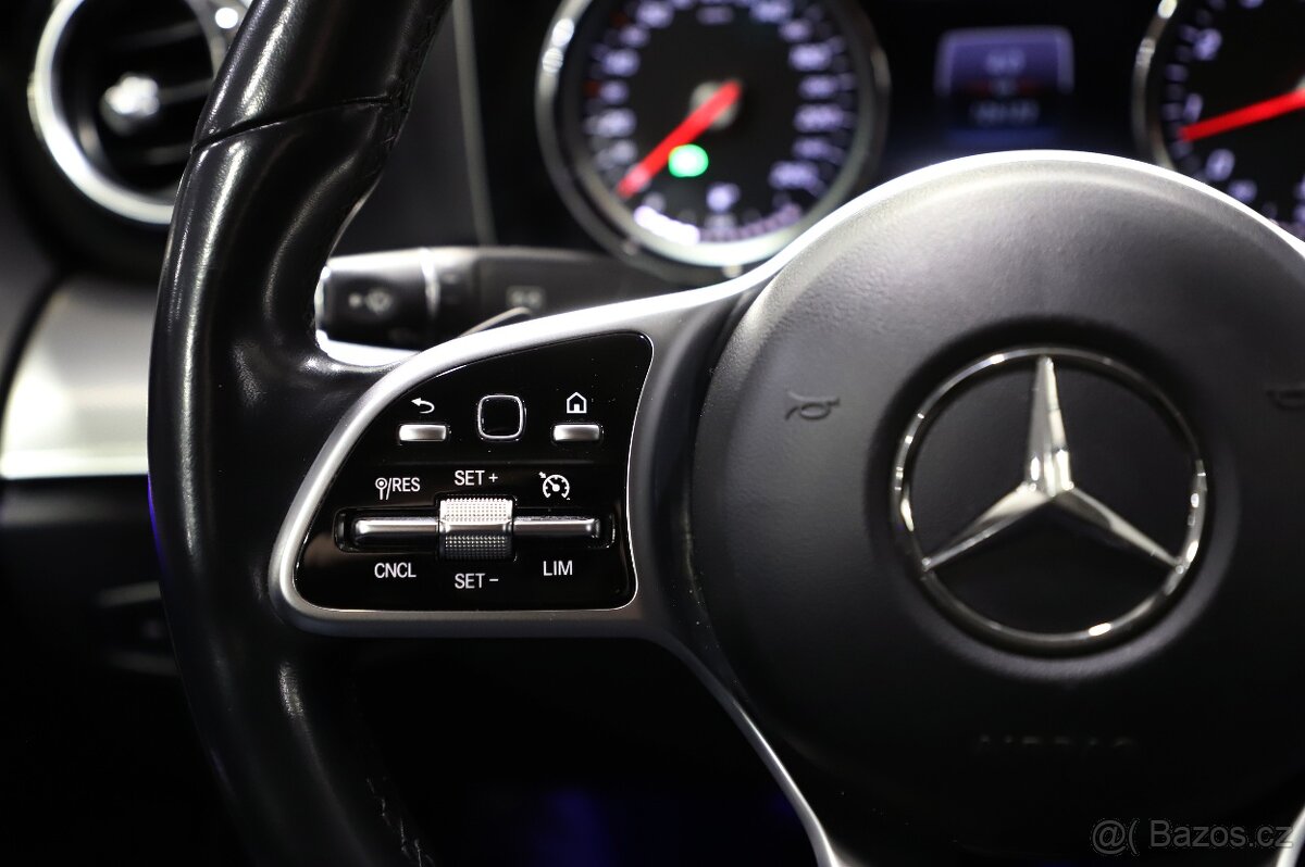 Mercedes-Benz E200 2.0 135kW - otevřeno celý víkend do 20:00 - 15