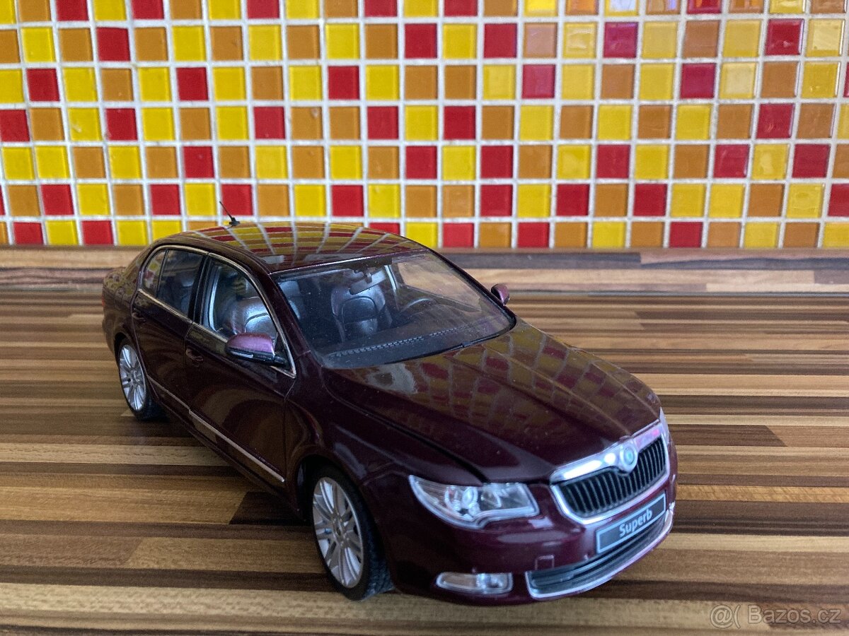 Modely Škoda ABREX 1:18 - 15