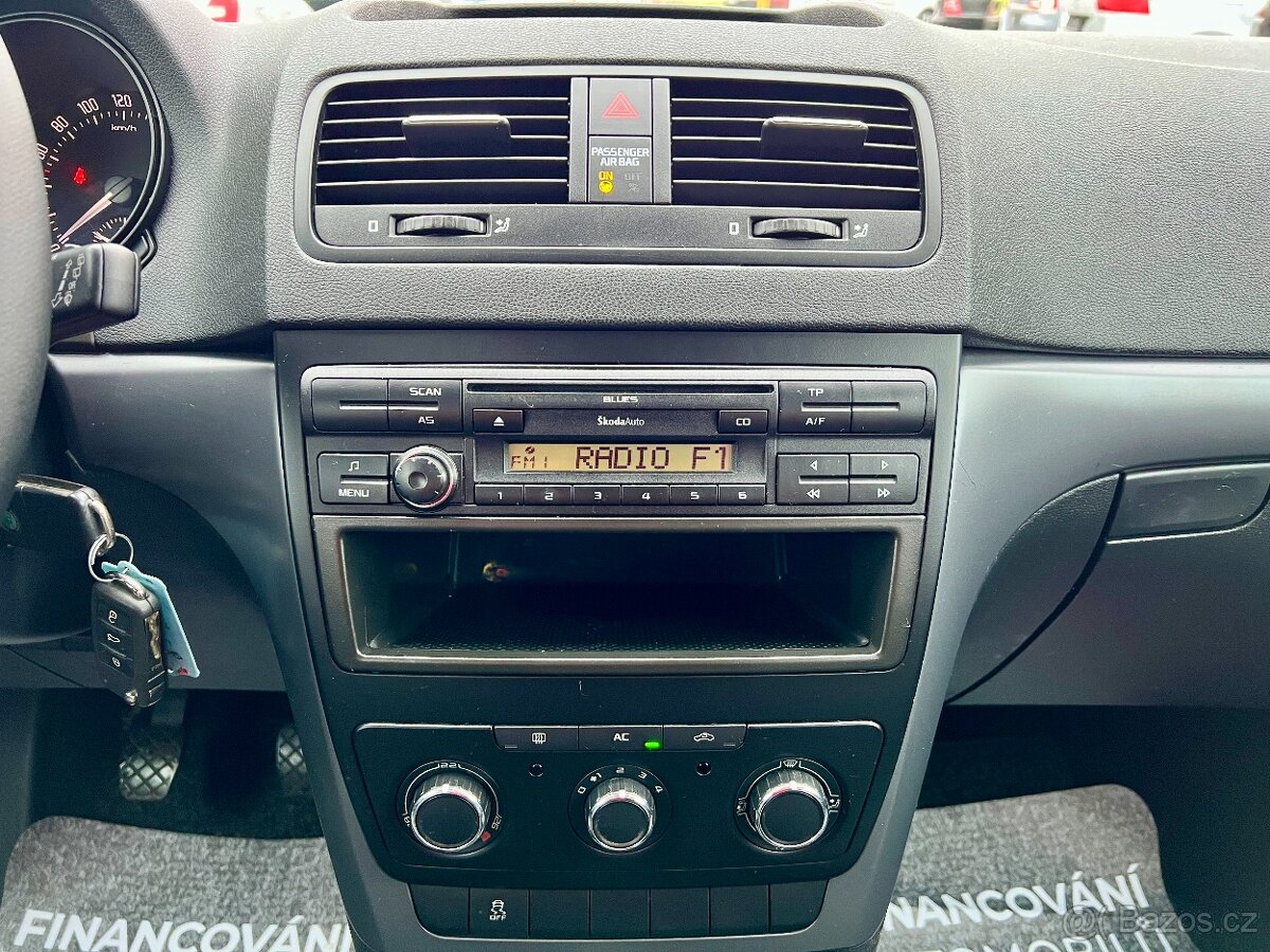 Škoda Yeti 1.2 TSI 77 kW ALU,Klima,Servis,PDC - 15