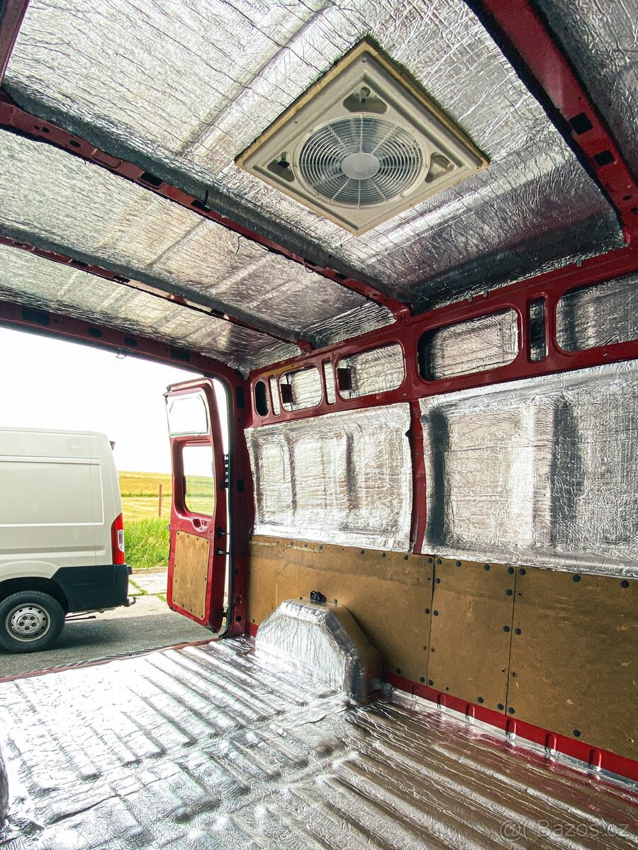 Obytná dodávka - Ford Transit L2H2 - 15