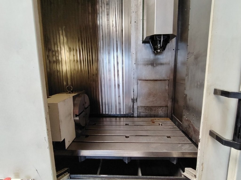 Vertikální obráběcí centrum AXA DBZ - 15