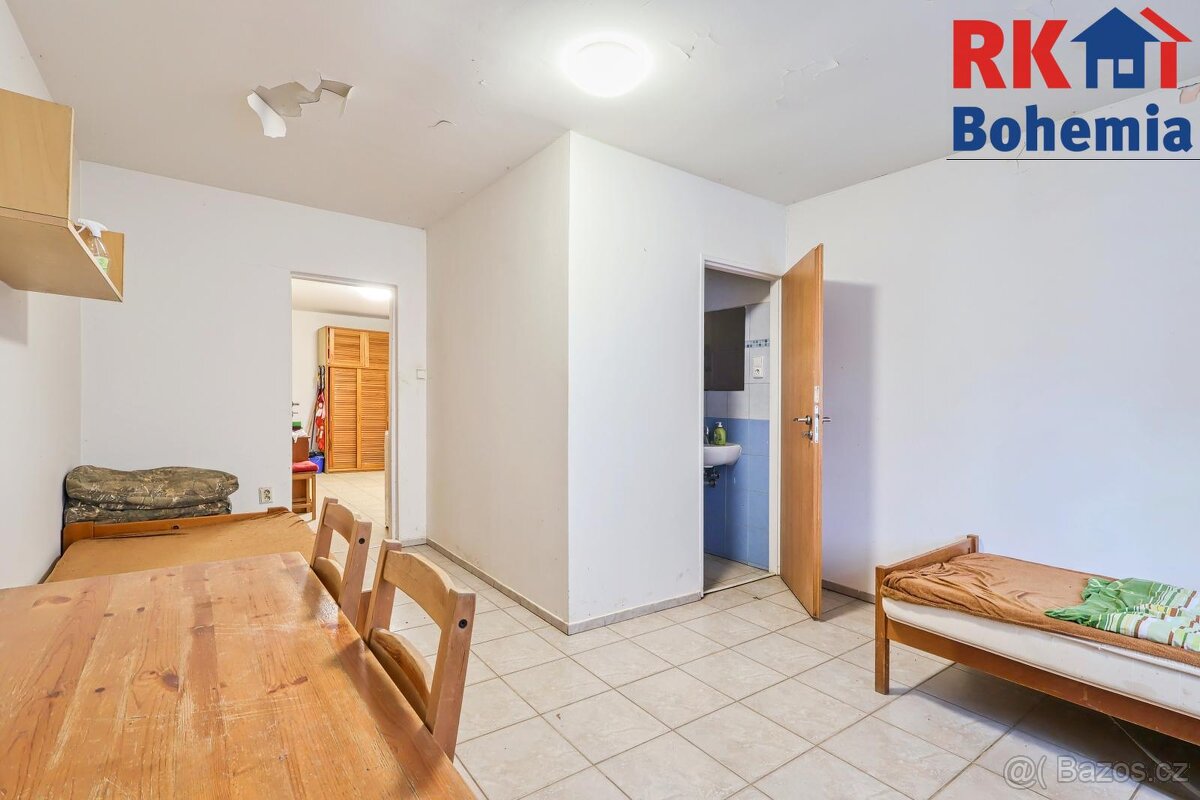 Prodej jezdeckého areálu s dlouholetou tradicí v obci Břežan - 15