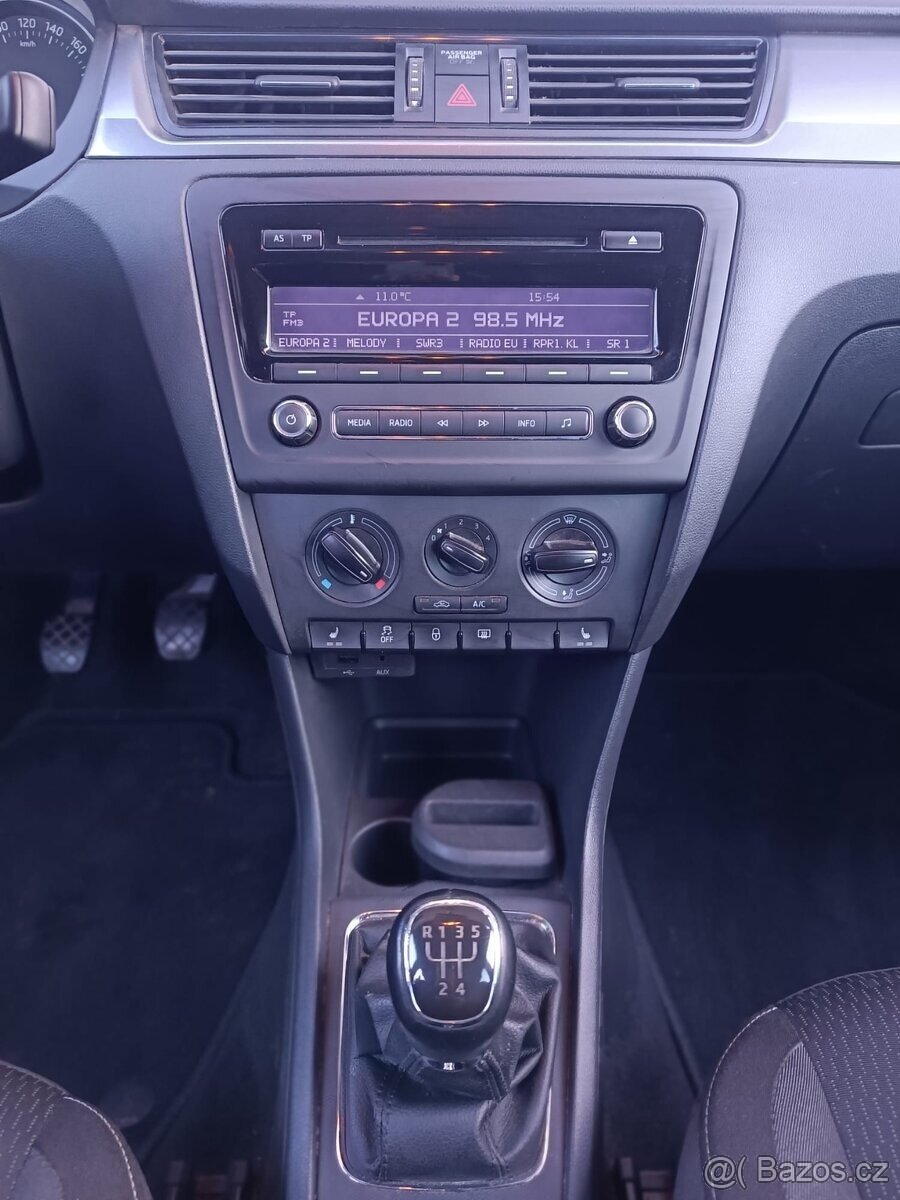 Prodám Škoda Rapid 1.6 TDI 77kw Nová STK - 15