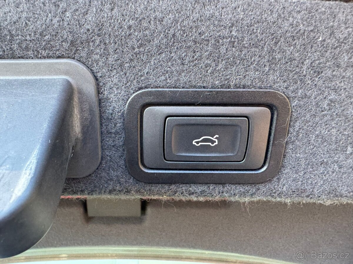 Audi A6 3.0 TFSI Sedan 2012 Výborná výbava - 15