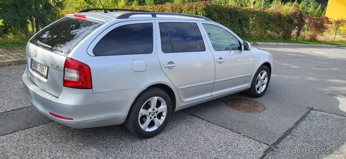 Škoda Octavia combi 1.9TDI 77kW Elegance Plus Facelif-CZ-TOP - 15