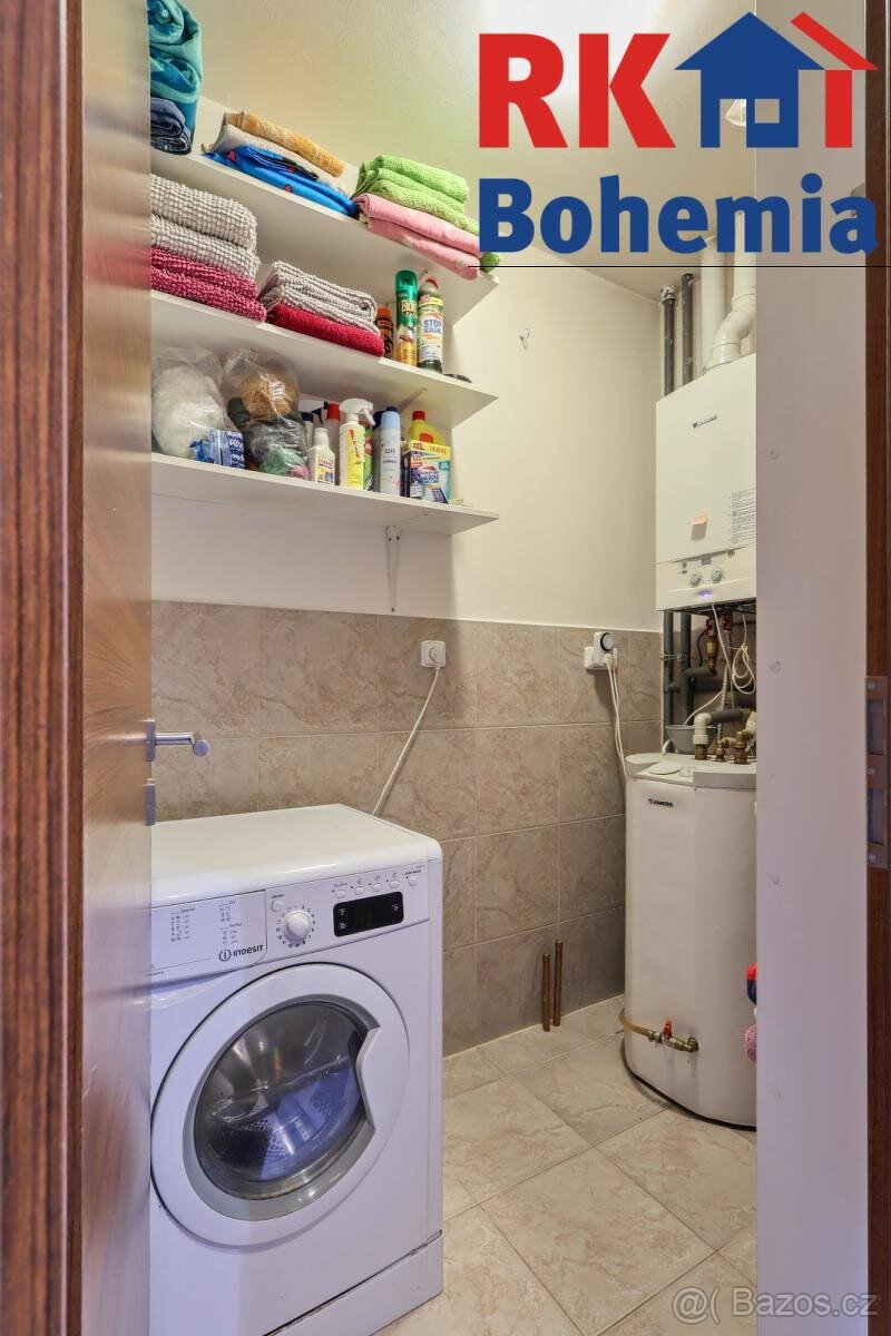 Nabízím Vám k prodeji rodinný dům o dispozici 4+1 s garáží a - 15