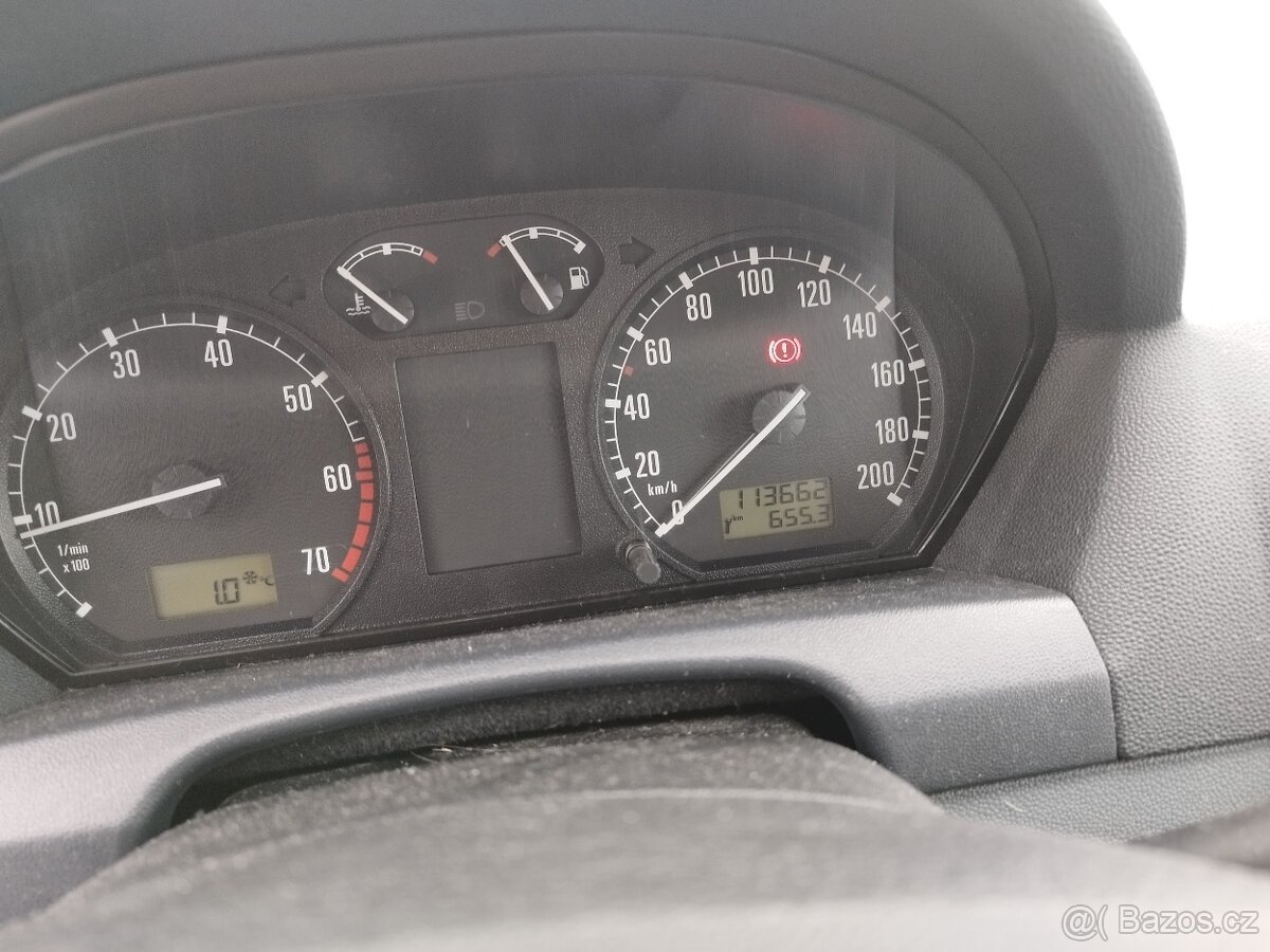 Škoda Fabia 1.2 HTP kombi - 15