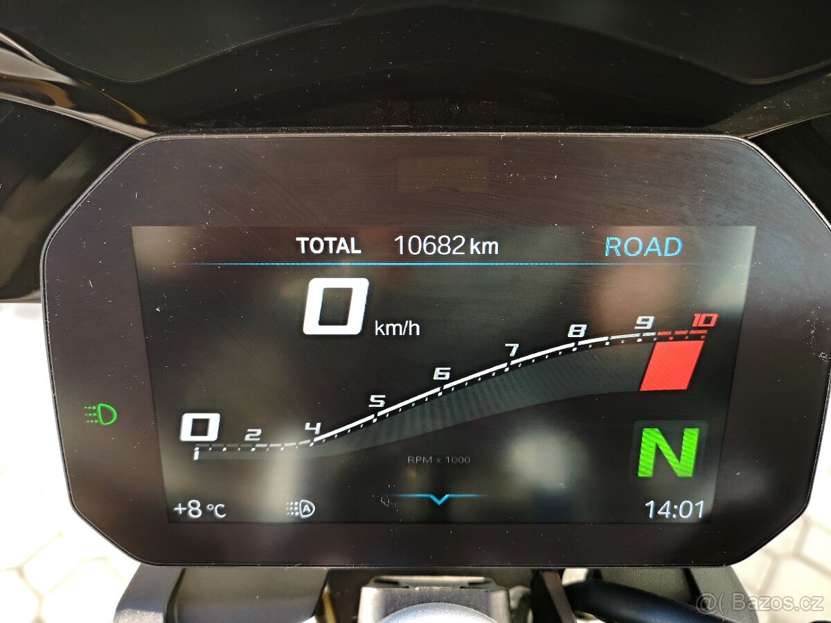 BMW F900R , r.v.03/2023, nové v ČR, najeto jen 10.682 km - 15