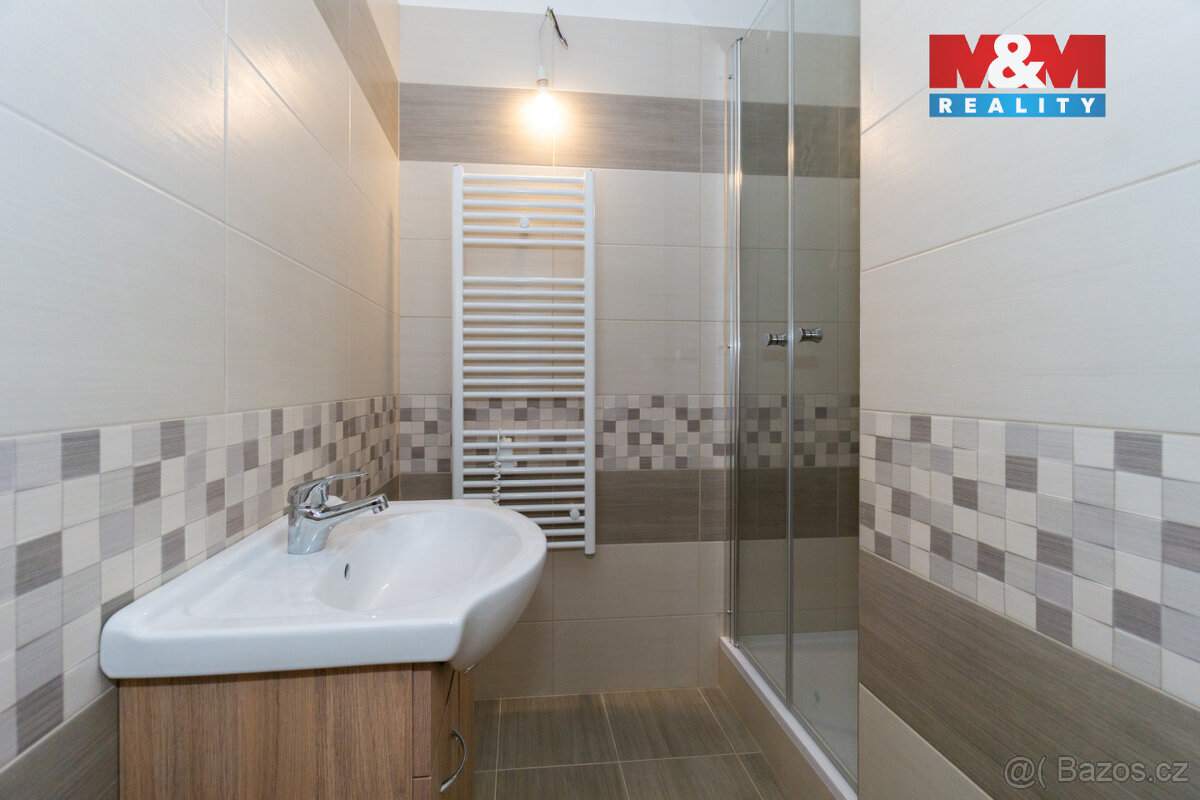 Prodej bytu 2+kk, 43 m², Pardubice, ul. K Polabinám - 15