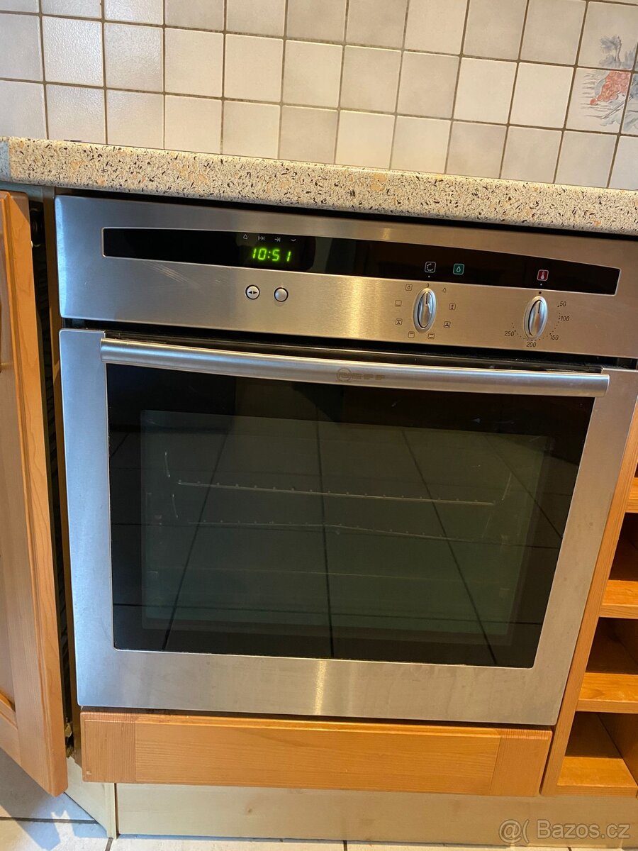 kuchyňská linka se spotřebiči z Německa - 15